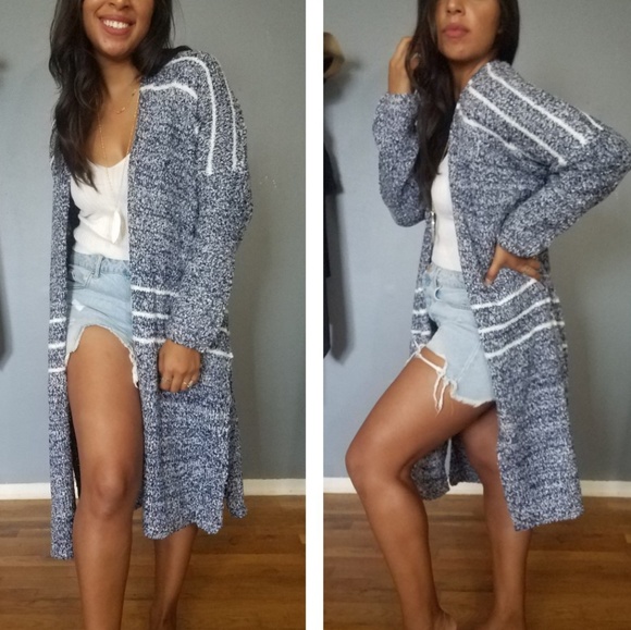 Best Seller✨EARTHLY PLEASURES CARDIGAN MARLED NAVY - Picture 5 of 7